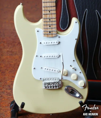 Vista 2 de Axe Heaven FS-013 Fender Strat Crema Acabado Miniatura Réplica de Guitarra