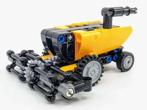 Vista 2 de LEGO Technic Mini Set: Cosechadora Micro Set (80 piezas) A partir de 7 años