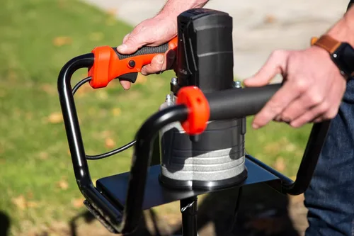 Vista 5 de XtremepowerUS 1500W Post Hole Digger Earth Auger Hole Digger Electric Auger Herramientas de excavación Auger con 6 "Digging Auger Bit Set