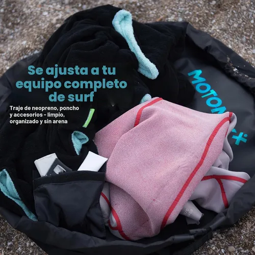 Vista 8 de IslandMat Wetsuit Changing Mat, Waterproof 2-in-1 Surf Bag, Heavy-Duty