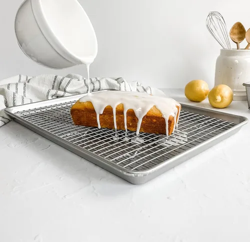 Vista 5 de Utensilio para horno lámina cuadrante USA Pan, lámina para hornear y juego de rejilla para enfriamiento antiadherente, metálico , set hojas/estante