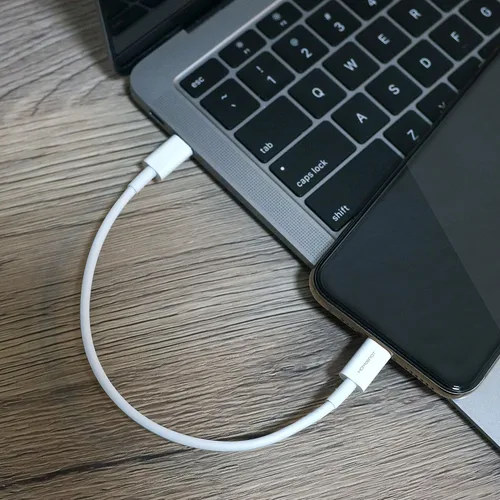 Vista 4 de Cable corto USB C a Lightning de 8 pulgadas, con certificación Apple MFI de carga rápida con entrega de energía para iPhone 13/12 Pro/Pro Max, iPad