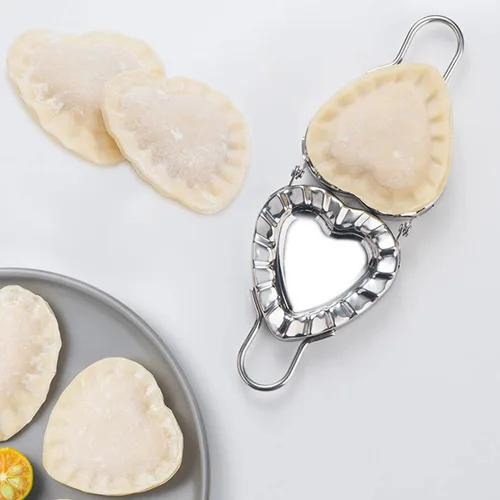 Vista 2 de Molde para ravioles en forma de corazón Pierogi Máquina de albóndigas, molde de prensa de Goya Empanada de acero inoxidable, crimpadora de moldes