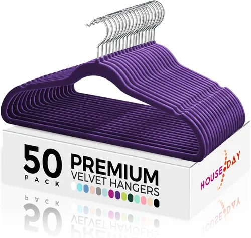 Vista 25 de HOUSE DAY - Paquete de 50 perchas de terciopelo premium, perchas antideslizantes de fieltro aterciopelado, perchas resistentes para ropa con gancho
