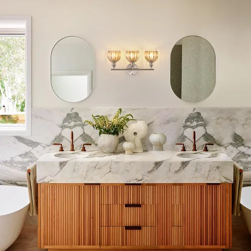 Vista 145 de Shenmoyl Lámparas de baño, lámpara de pared de 2 luces para tocador sobre espejo con pantalla de vidrio tulipán blanco para dormitorio, sala