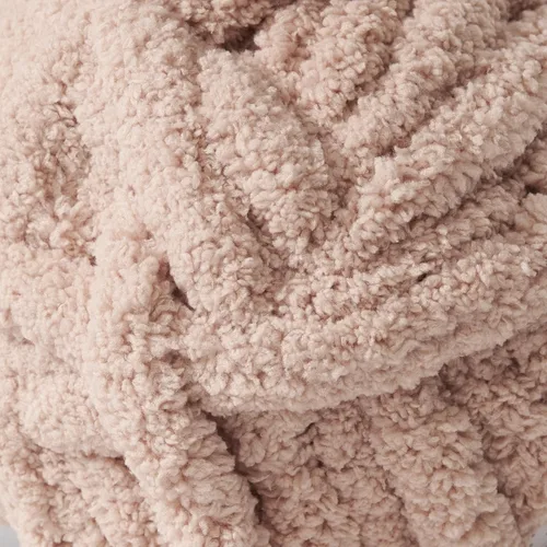 Vista 2 de Crafted By Catherine Hilo de Chenille Grueso - Paquete de 2 (8 oz / 227 g, 31.7 Yardas Cada Madeja), Beige, Calibre 7 Jumbo
