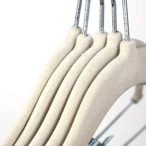 Vista 4 de Tosnail Paquete de 30 perchas de terciopelo para niños, perchas para ropa infantil, perchas para bebés con clips, color crema