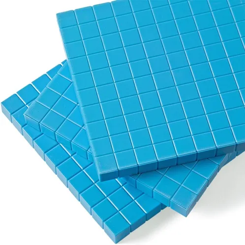 Vista 4 de hand2mind Juego de 10 bloques planos de base de plástico azul, bloques de valor de lugar, cubos de conteo para matemáticas para niños, juego de 10