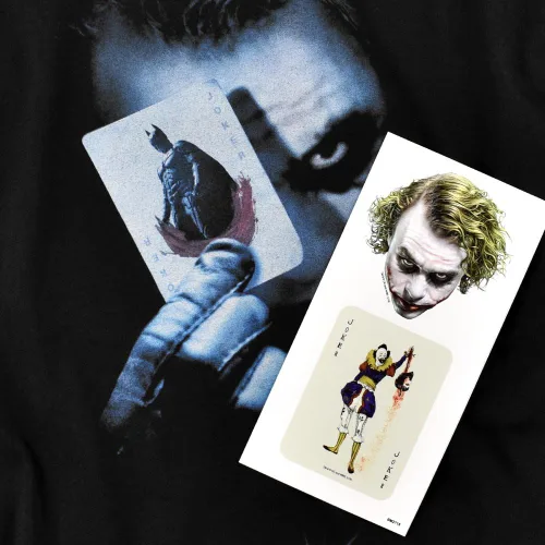 Vista 6 de Popfunk The Dark Knight Heath Ledger Joker con tarjeta camisetas y pegatinas
