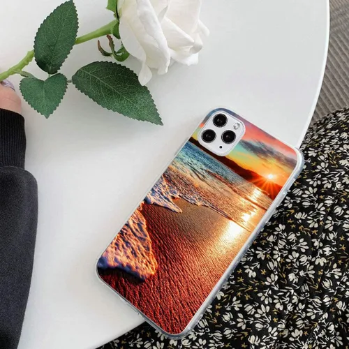 Vista 5 de Funda compatible con iPhone 12 y iPhone 12 Pro, increíble puesta de sol y playa, funda protectora transparente a prueba de golpes, delgada, suave