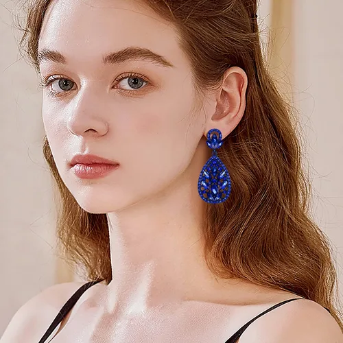 Vista 6 de EleQueen Aretes colgantes de cristal austriaco para mujer para boda