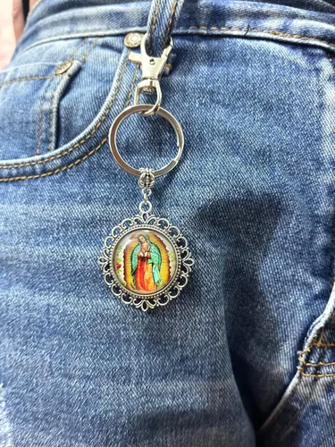 Vista 4 de Nuestra Señora de Guadalupe Llavero, Religioso Glass Dome Llavero, Joyería Católica, Joyería Cristiana Llavero-HZ0363, plateado