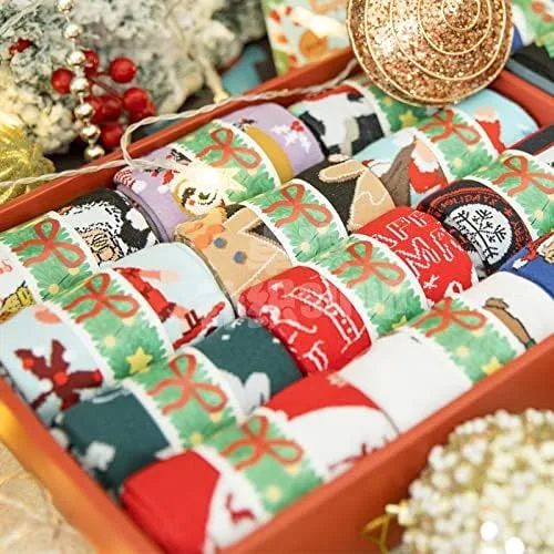 Vista 5 de NCDUANSAN Calcetines de Navidad kawaii otoño e invierno calcetines de hombre y mujer Santa calcetines de algodón (3pcs)