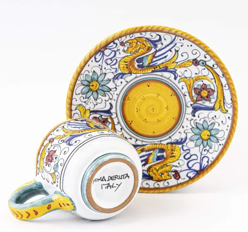 Vista 3 de Fima ThatsArte.com - Taza de café espresso italiana de cerámica y platillo Raffaellesco, Deruta - Pintado a mano, taza de café hecha a mano Made in