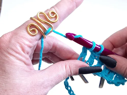 Vista 7 de Handmade Crochet Tension Ring ZigZag Wire Wrapped Knitting or Crochet Tool Crochet Gifts and Accessories Active