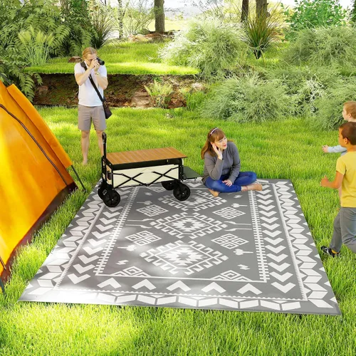 Vista 34 de Outsunny Alfombra de exterior para patio impermeable 9' x 18' rombo negro y Borde rombo negro y gris
