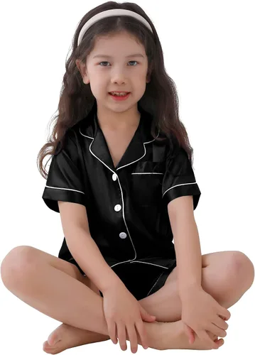 Vista 3 de SWOMOG Conjunto de pijama de satén para niños y niñas, con botones, de manga corta, ropa de dormir de seda de 2 piezas