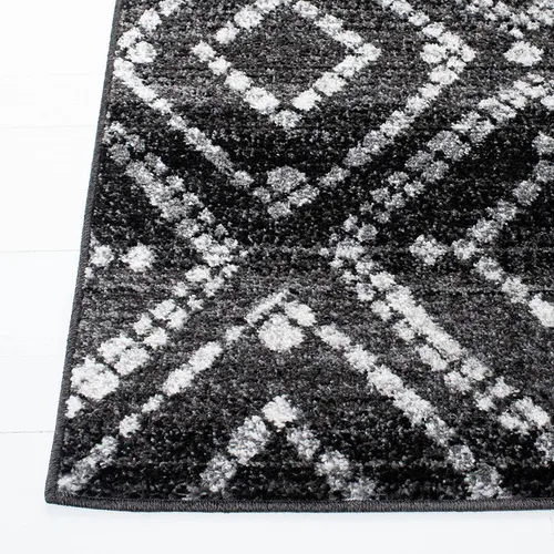 Vista 3 de SAFAVIEH Colección Adirondack Alfombra Decorativa - 2'6" x 4', Negro y Marfil, Diseño Moderno Desgastado, No Desprende Pelusa y Fácil Cuidado, Ideal