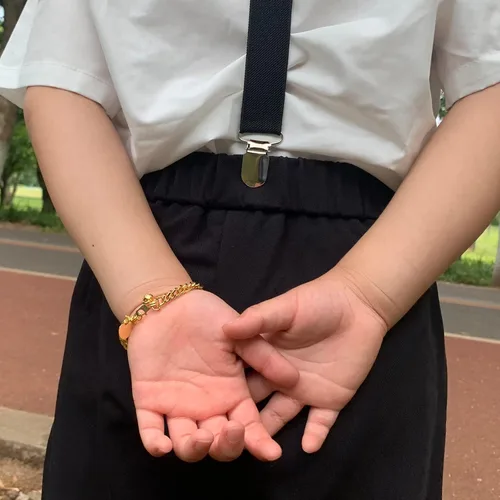 Vista 5 de Ethlyn Pulseras de bebé para niños y niñas, chapados en oro de 18 quilates, pulseras de cadena de eslabones cubanos para niños, exquisito regalo