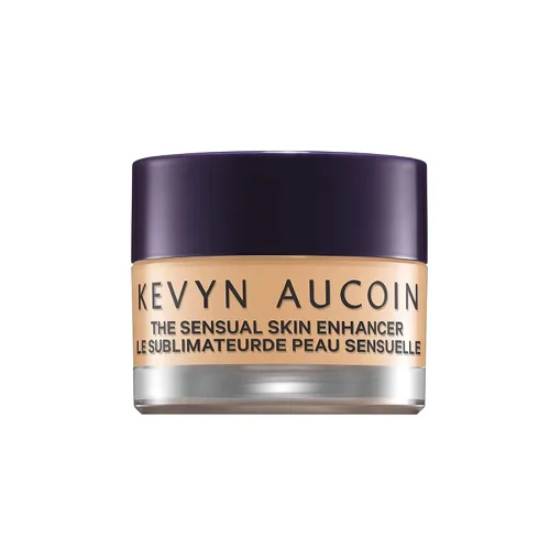 Vista 17 de Kevyn Aucoin The Sensual Skin Enhancer - Disponible en 16 tonos: unifica el tono de la piel. Fundación todo en uno, corrector, resaltado y contorno.