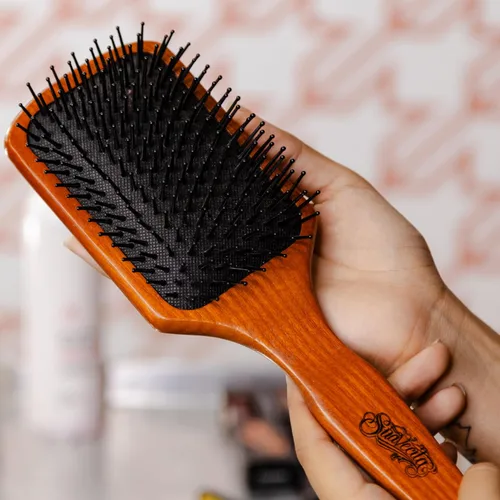Vista 5 de Suavecita Paddle Brush Mango Madera Para Todo Tipo De Cabello Mojado O Seco