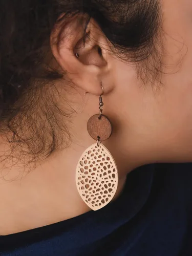 Vista 5 de MINACHI Bohemian Hollow Cut-Out Wood Leather Dangle Drop Earrings, Boho Chic Hippie Statement Jewelry Gift for Women