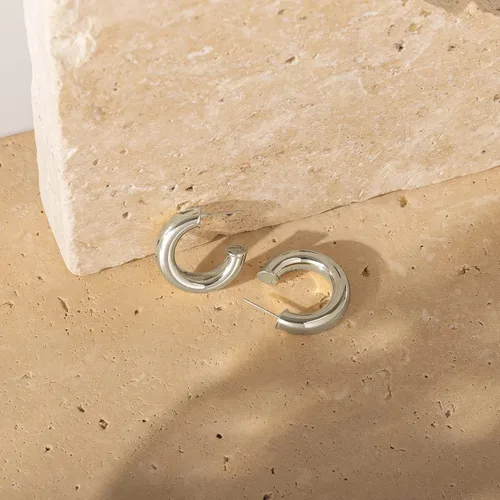 Vista 4 de PAVOI Aros abiertos ligeros de color oro de 14 quilates, extra gruesos, de 0.23 pulgadas, aretes de aro de oro para mujer