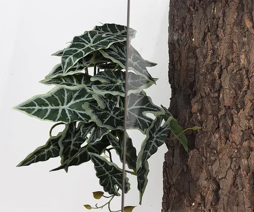 Vista 3 de Plantas de Reptiles para Terrario, Decoración de Hábitat de Anfibios Plantas Colgantes Artificiales con Ventosa - Alocasia Terciopelo Negro Falsa