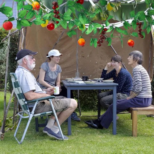 Vista 6 de 4 piezas de decoración de Sukkah frutas colgantes para Sukkot – Decoración de manzana Etrog – Suministros de fiesta de celebración judía