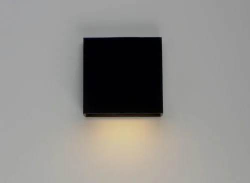 Vista 3 de Maxim Lighting Pathfinder - Lámpara de pared para exteriores con 1 luz, acabado de aluminio de bronce arquitectónico, lámpara de transición