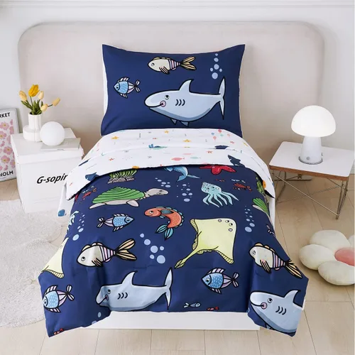 Vista 9 de PERFEMET Juego de cama de 4 piezas para niños pequeños con edredón de autos para niños, reversible, ligero, vehículos azules, juego de cama