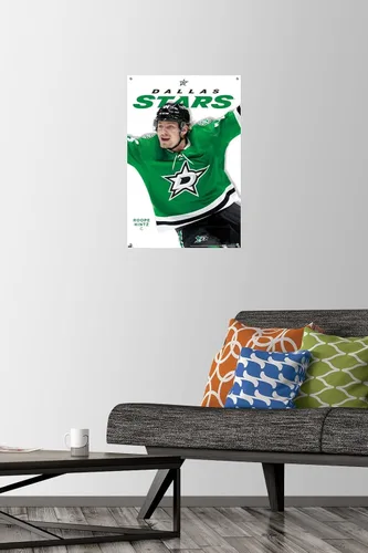 Vista 2 de Trends International NHL Dallas Stars Roope Hintz Feature Series 23 - Póster de pared, 14.72 x 22.37 pulgadas, paquete de póster premium y pasador