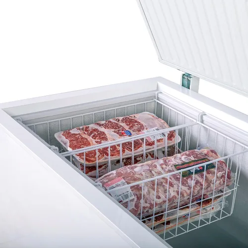 Vista 2 de Maxx Cold Select Series Congelador de pecho con parte superior dividida, 79"W, 23.6 pies cúbicos capacidad de almacenamiento, tapas de bloqueo