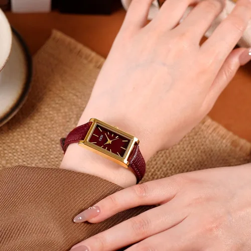 Vista 4 de FANMIS Reloj de pulsera rectangular vintage para mujer, reloj de cuarzo analógico para mujer, ultrafino, reloj de pulsera para mujer, reloj