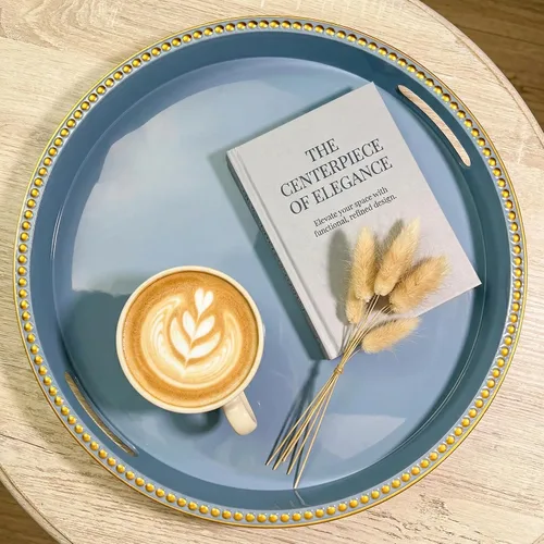 Vista 5 de Bandeja decorativa azul para mesa de café, bandeja de servir redonda de plástico con cuentas para encimera de cocina, otomana, sala de estar, (13")
