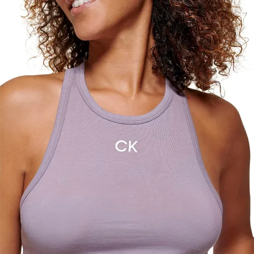 Vista 8 de Calvin Klein Performance Camiseta básica Calvin Klein con espalda cruzada para mujer, Lila ahumado