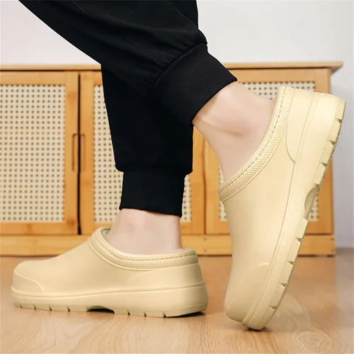 Vista 3 de Zapatos de chef cálidos para hombres y mujeres, antideslizantes, impermeables, zapatos de trabajo para hombre, cómodos zapatos de enfermería