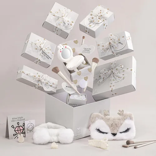 Vista 8 de HAPPY LOLLI Regalo para adolescentes y adolescentes 8 divertidos regalos con tareas y tarjetas de empoderamiento, ideal para cumpleaños y Navidad