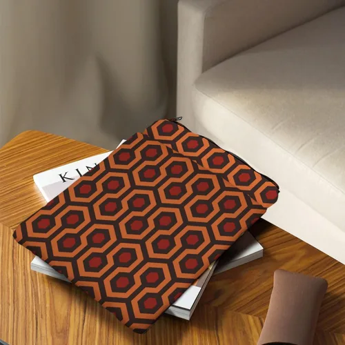 Vista 5 de MAOFAED Funda de libro de regalo inspirada en películas de terror con cremallera y protector de libros para amantes de los libros