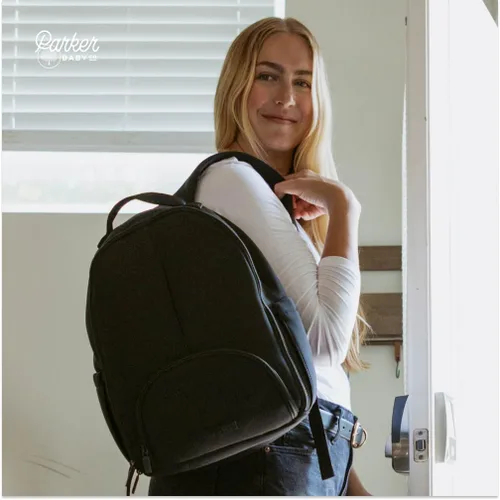 Vista 7 de Parker Baby Drift Mochila de neopreno Lite Pequeña mochila de neopreno para pañales con bolsillos aislados y correas para cochecito, Negro, Moderno