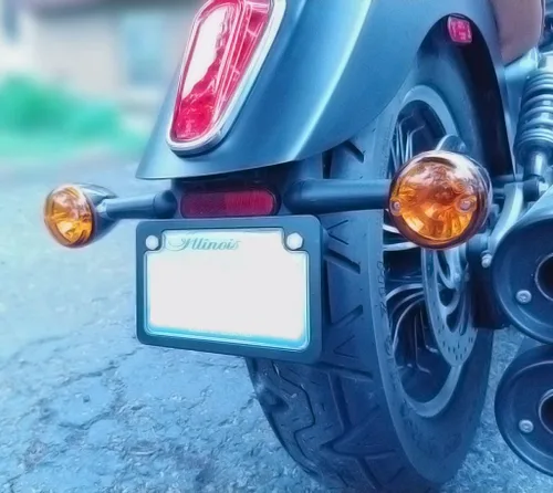 Vista 4 de Custom Combos 92776 Combo de armazón y protección para placa de vehículo irrompible y transparente para motocicleta con armazón negro