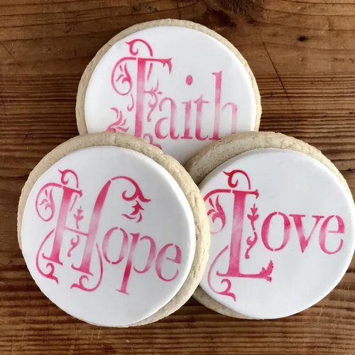 Vista 2 de Juego de plantillas de galletas Hope, Faith and Love C1010 de Designer Stencils