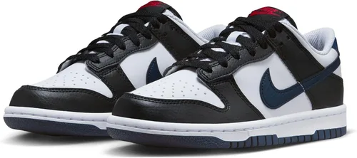 Vista 156 de Nike Kid's Dunk Low Sneaker