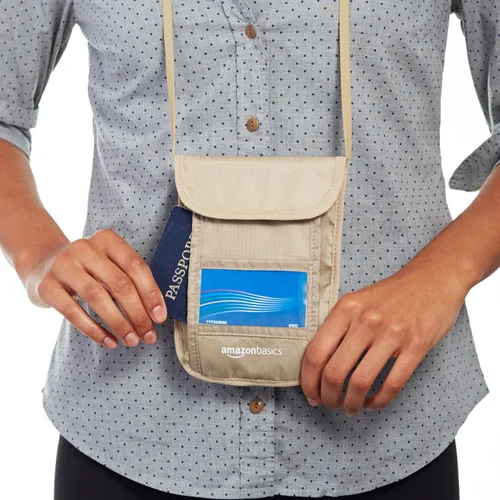 Vista 2 de Tienda Basics Cartera con soporte para pasaporte con cuello de viaje RFID Caqui Casual