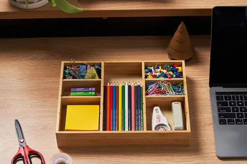 Vista 5 de Organizador de cajones de escritorio, bandeja organizadora de madera de bambú con compartimentos ajustables, accesorios de escritorio de oficina