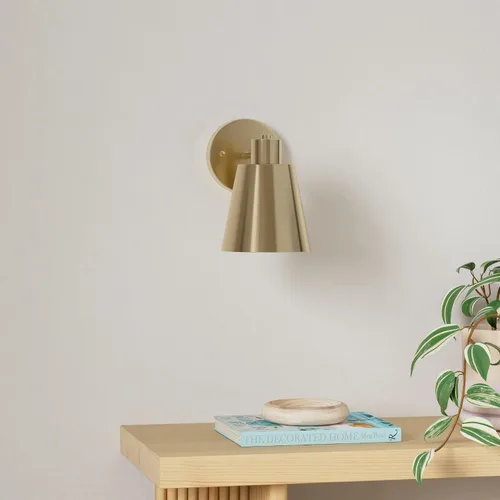 Vista 2 de Juego de dos apliques de pared a pilas, dorado moderno con control remoto, iluminación de pared regulable para interiores, no cableada, lámpara