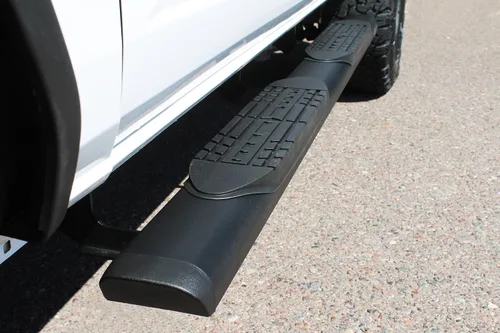 Vista 7 de Raptor Series Estribos escalones de 5 pulgadas de aluminio negro de estilo ovalado compatible con Bronco 21-25 4 puertas