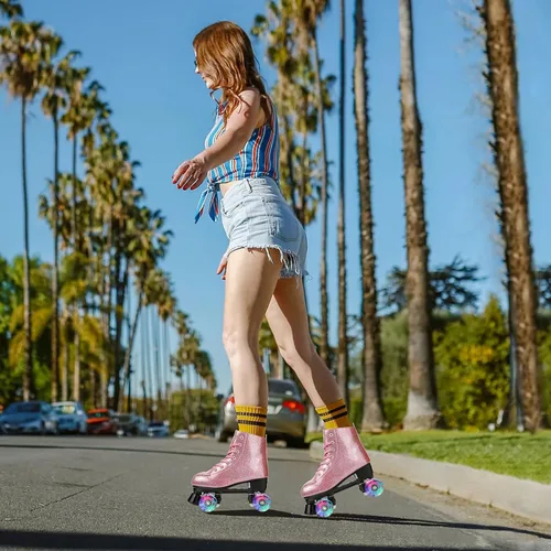 Vista 5 de XUDREZ Patines de ruedas para mujeres y hombres, de piel sintética brillante, zapatos de patinaje de alta calidad para principiantes, patines