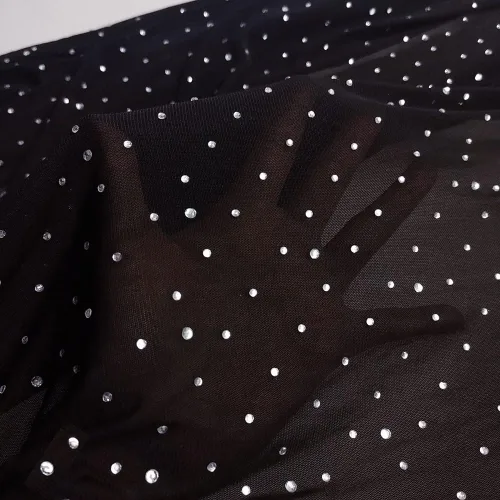 Vista 2 de Malla elástica de diamantes de imitación brillantes de 59 x 35 pulgadas, 1 yarda de tela de cristal, perfecta para paneles drapeados y máscaras