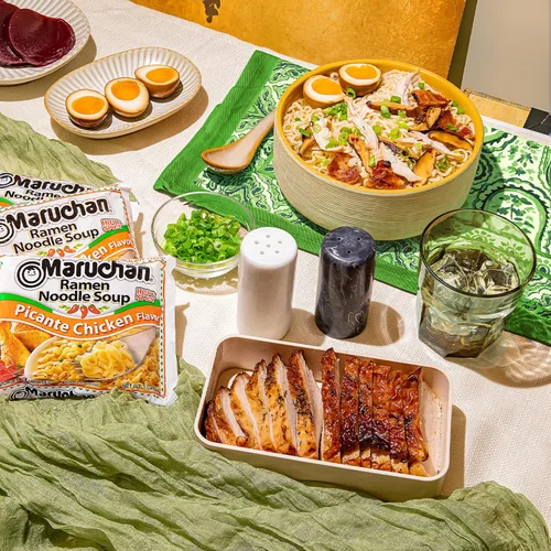 Vista 4 de Maruchan Paquete variado Spicy Fiesta (8 unidades) - Paquete picante